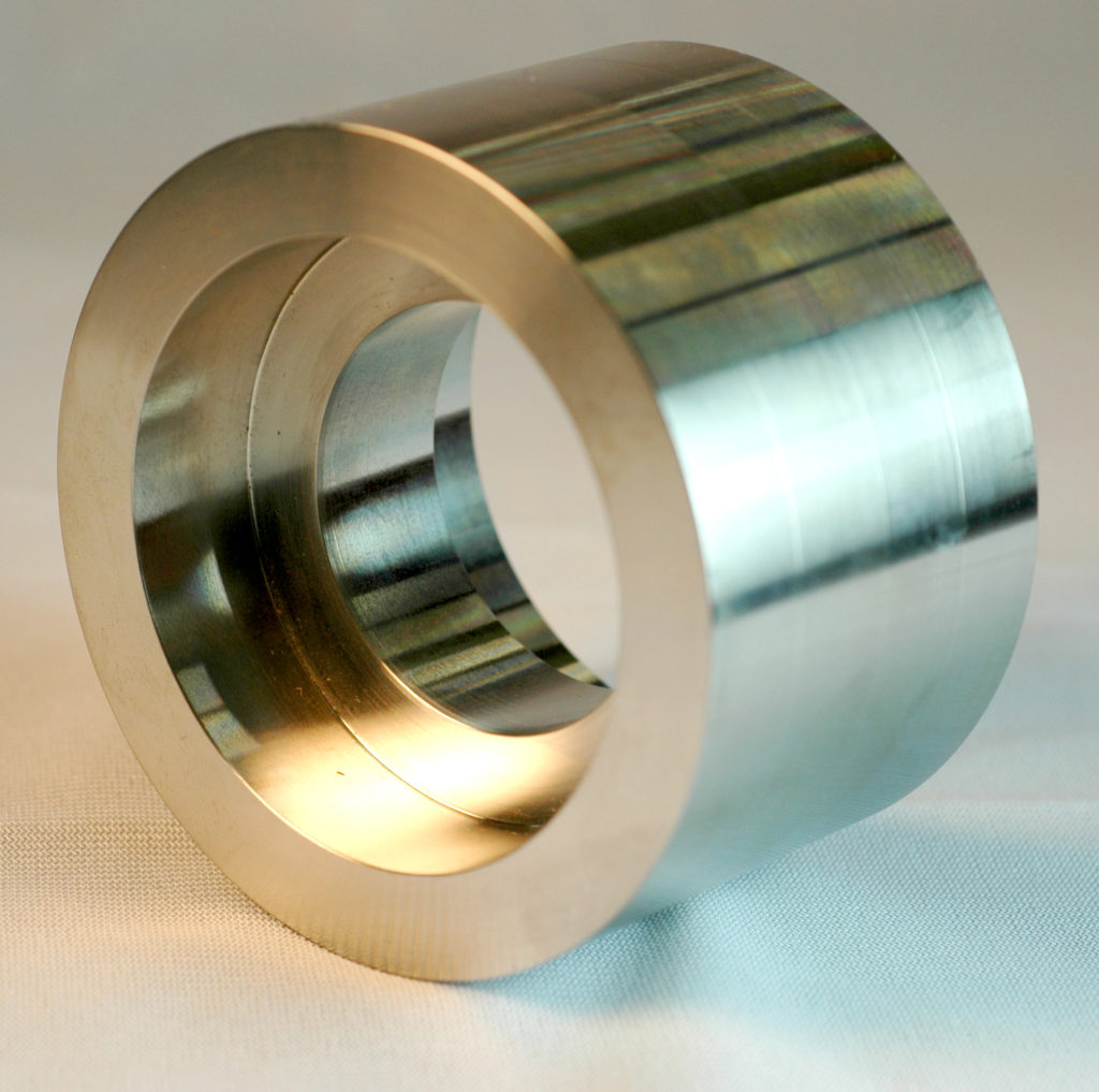 Guill Tool Round Polished Metal Coupling